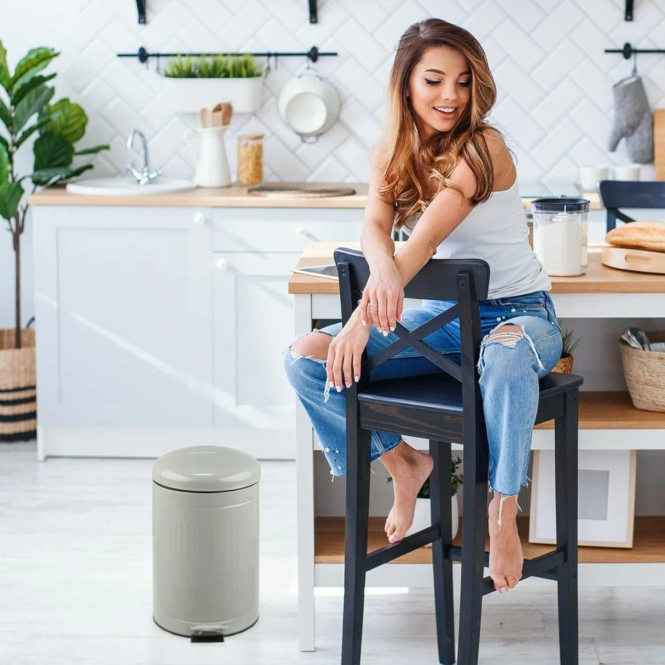 relaxdays Mülleimer »Mülleimer 12 L«, Weiß Grau Schwarz, Schwarz, Weiß Schwarz 5 relaxdays Mülleimer »Mülleimer 12 L«, Weiß Grau Schwarz, Schwarz, Weiß Schwarz – Bild 5