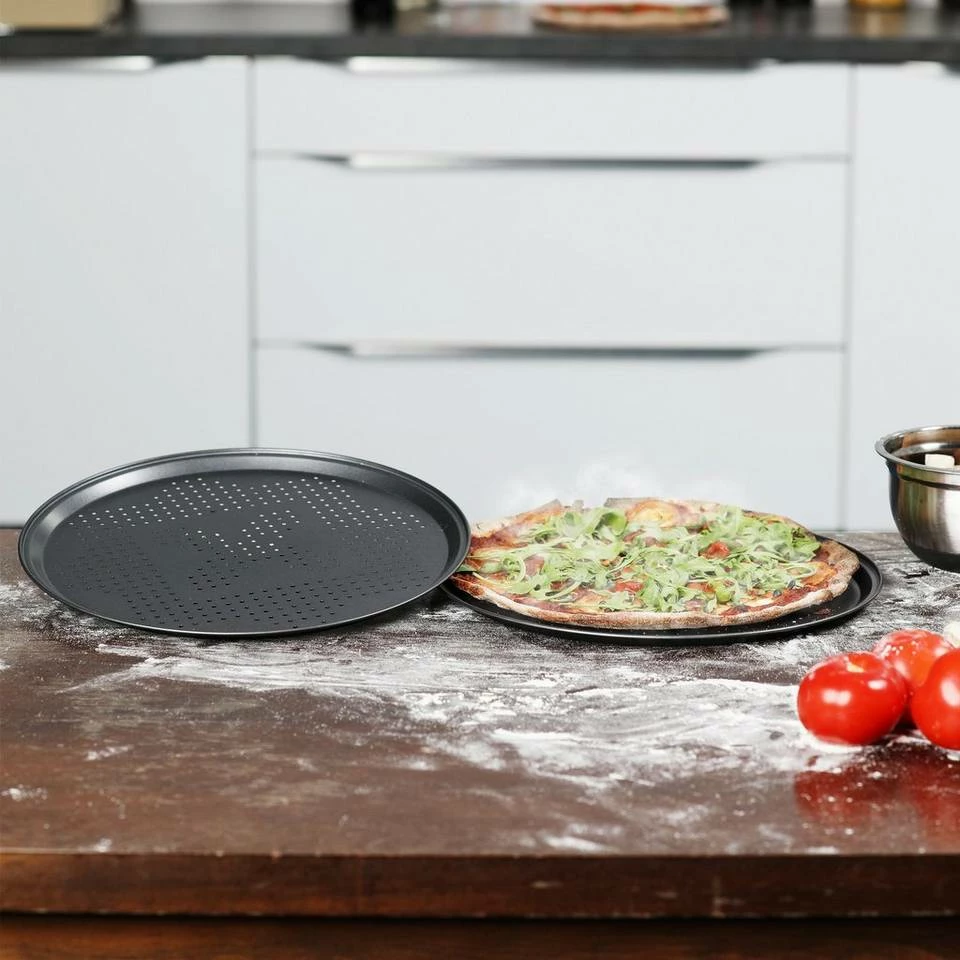 relaxdays Pizzablech »4 tlg Pizzabäcker Profi Set«, Eisen 2 relaxdays Pizzablech »4 tlg Pizzabäcker Profi Set«, Eisen – Bild 2