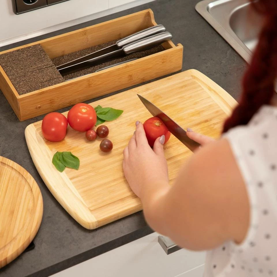 relaxdays Schneidebrett »3 x Schneidebrett Bambus mit Saftrille«, Bambus 2 relaxdays Schneidebrett »3 x Schneidebrett Bambus mit Saftrille«, Bambus – Bild 2